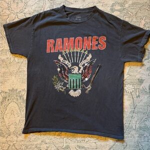Ramones Medium Graphic Tee Hey Ho, Let’s Go T Shirt